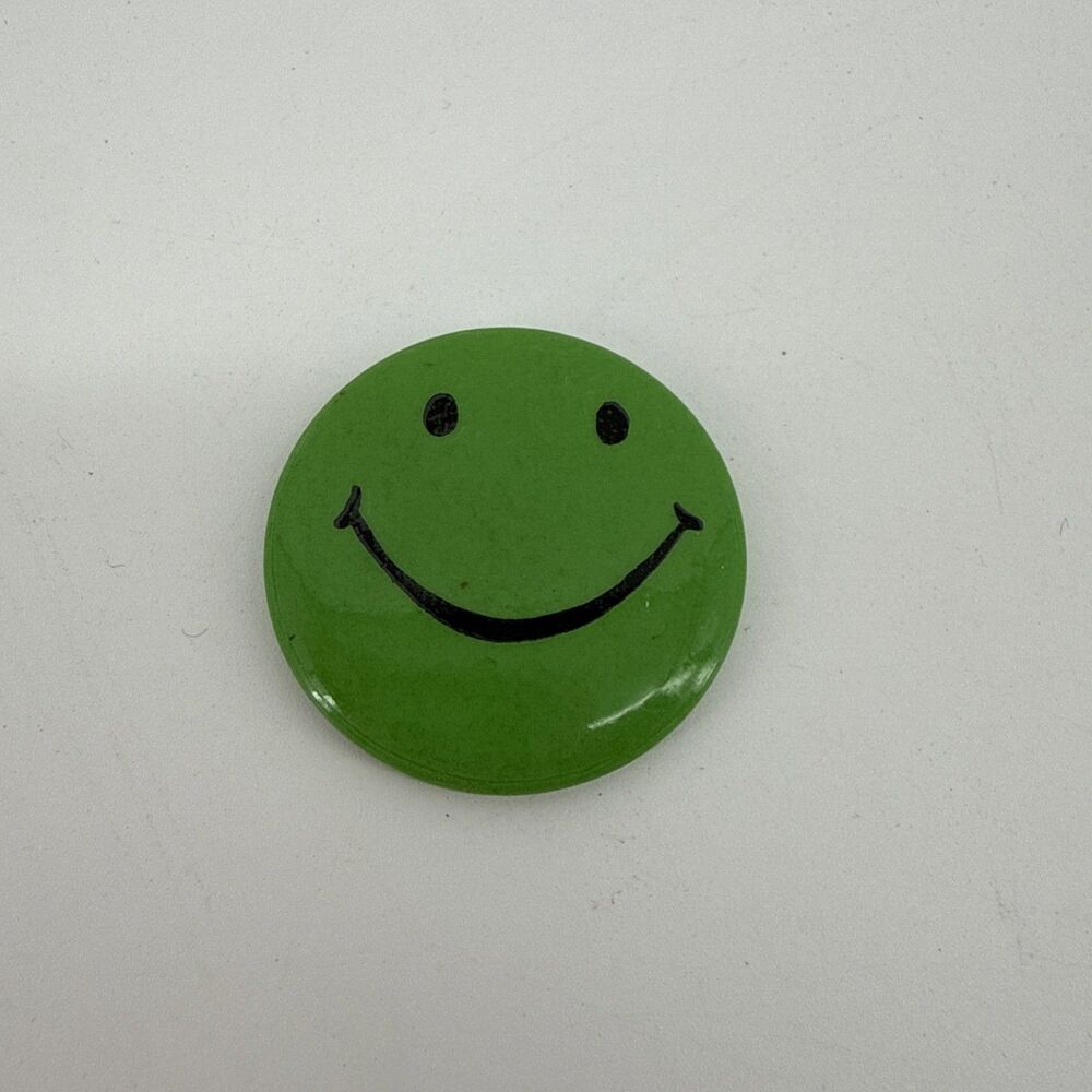 VTG 1960's MACY’S Green Smiling Face Button Pin Pinback Badge Rare Collectible